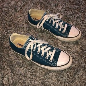 🌸Converse Sneakers